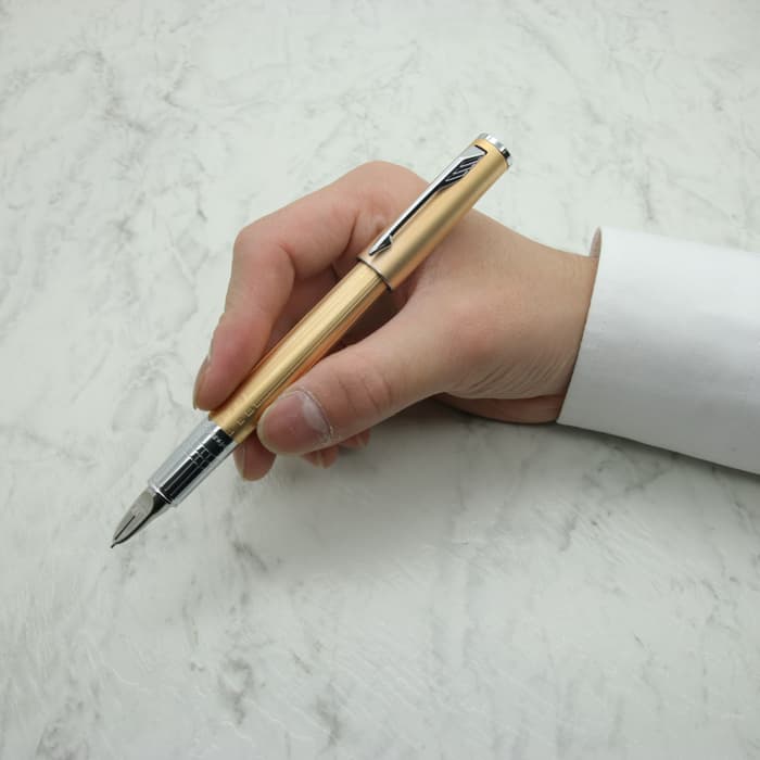 PARKER 5th 万年筆 ホワイト ゴールド パーカー・IM GT 5th F | パーカー日本公式ブランドサイト