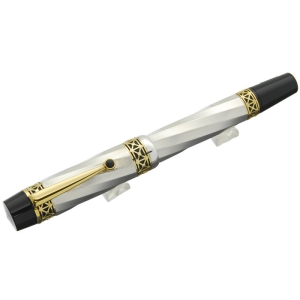 MONTBLANC モンブラン 万年筆 パトロンシリーズ カール大帝 M メイン