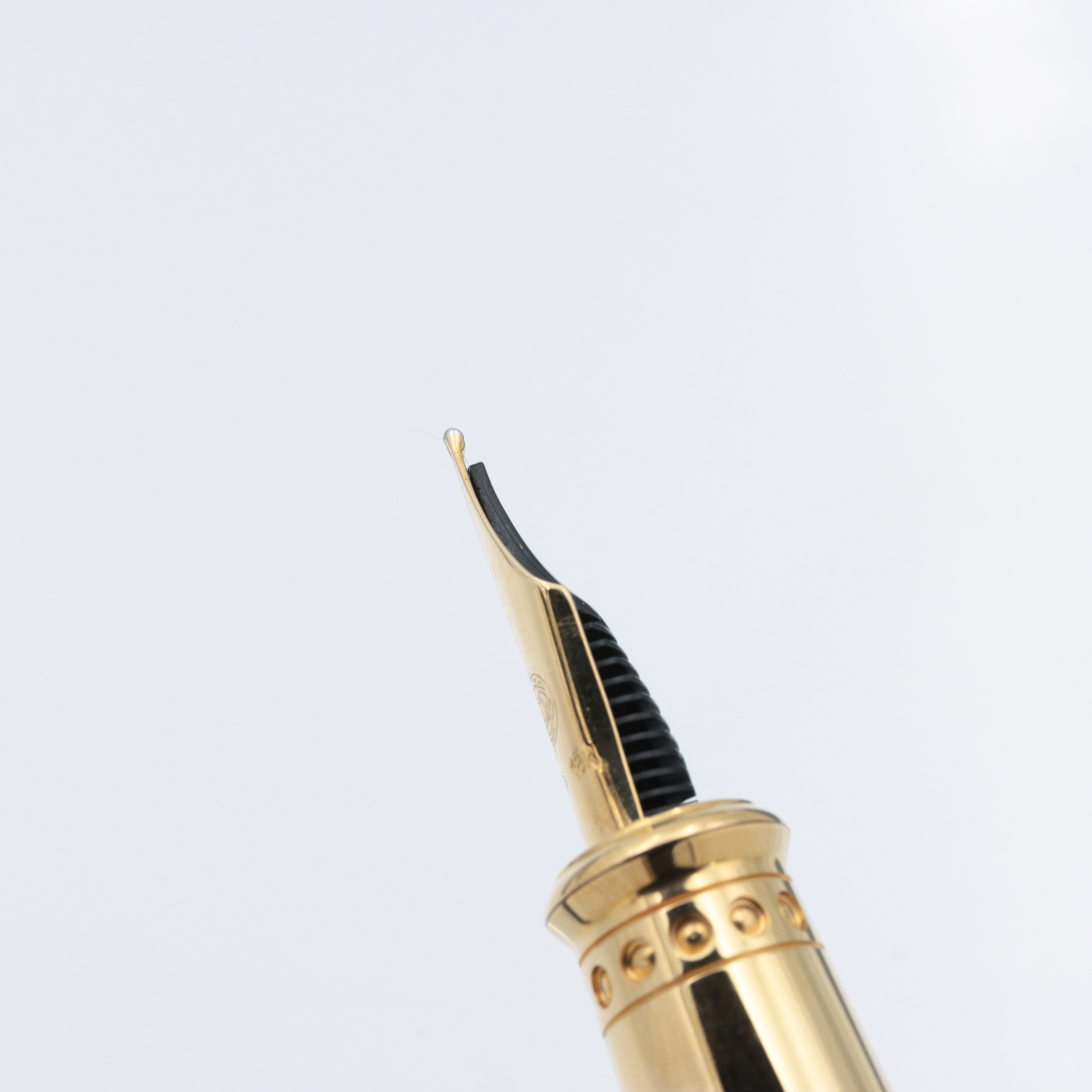 希少】S.T. Dupont ブラウン 万年筆 専用ケース付き ペン先金 万年筆