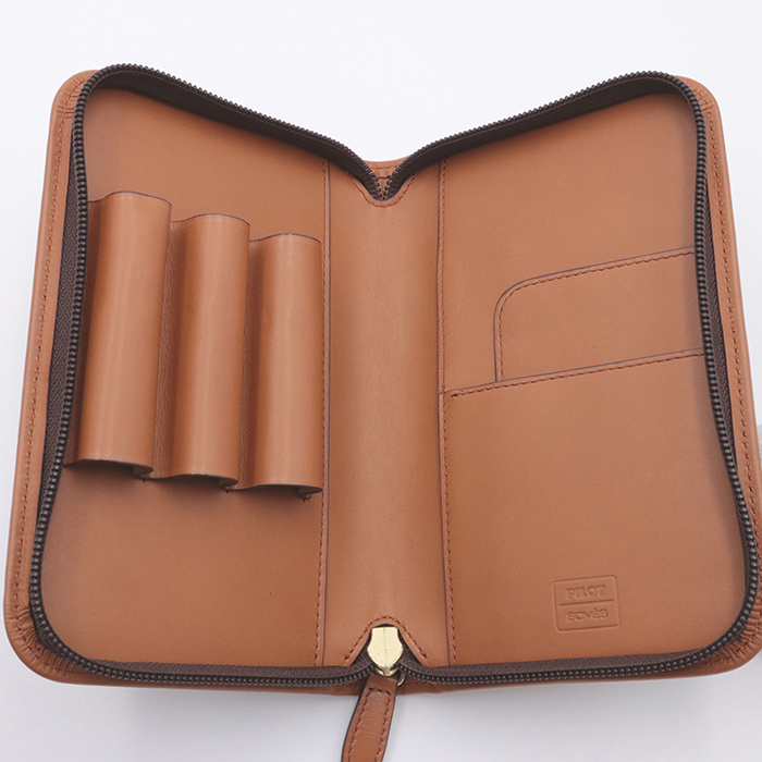 【美品】PILOT×SOMESSADDLE コラボ ペンボックス ブラウン 美品】PILOT×SOMESSADDLE コラボ ペンボックス ブラウン PILOT