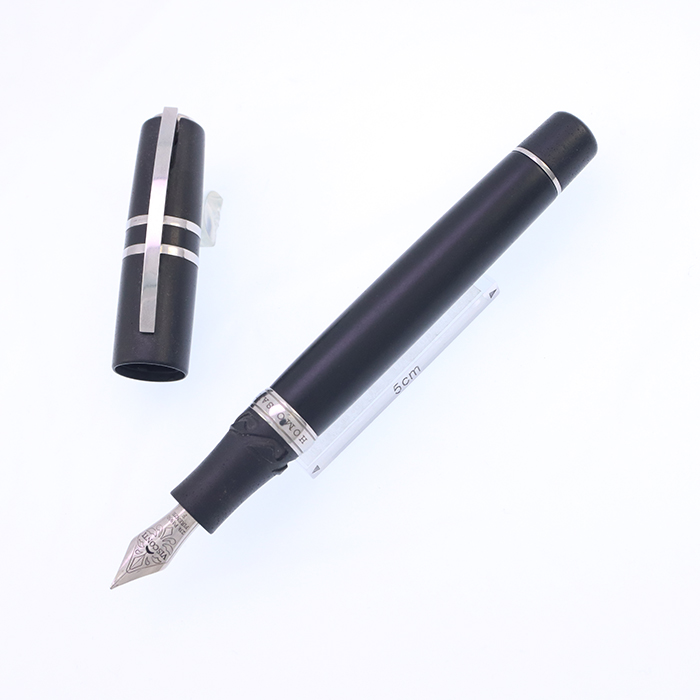 ビスコンティ　23kパラジウムペン先 Amazon | Visconti Homo Sapiens Dark Age 万年筆 黒溶岩 23k