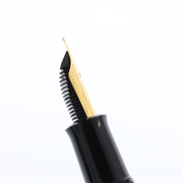 Pelikan 特別生産品 M120 グリーンブラック EF Pelikan ペリカン 万年筆 特別生産品 M120 グリーンブラック | ペンハウス