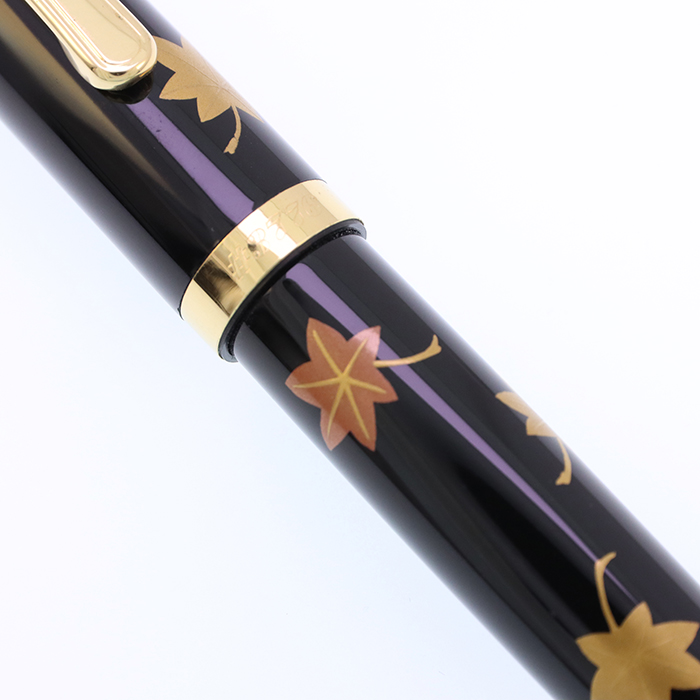 中古)PLATINUM プラチナ 万年筆 #3776 漆 蒔絵 紅葉 中字 (エボナイト