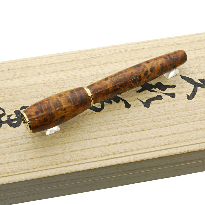 万年筆　屋久杉　泡瘤 セーラー 屋久杉 泡瘤 長刀研ぎ SAILOR Yakusugi Awakobu