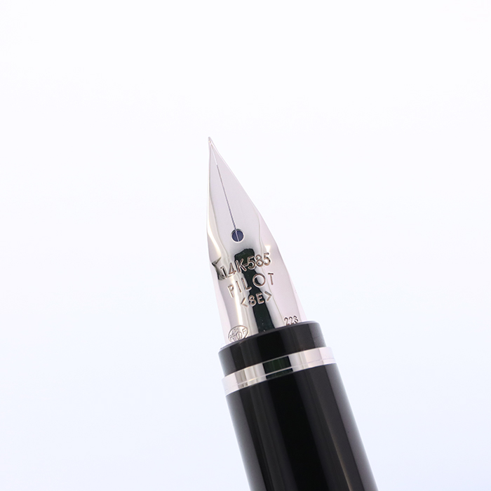 中古)PILOT パイロット 万年筆 エラボー ブラウン 軟極細字 (金属軸
