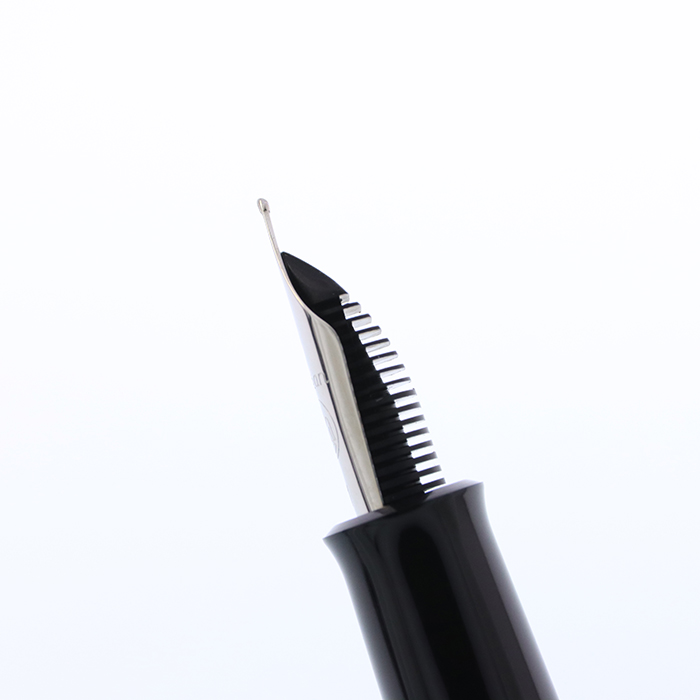 中古)Pelikan ペリカン 万年筆 クラシック M215 ブラック M（商品ID