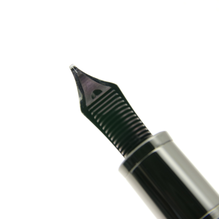 MONTBLANC 万年筆 ブラック・シルバー 詳細ページ | 万年筆 ボールペンなど高級筆記具の販売・買取