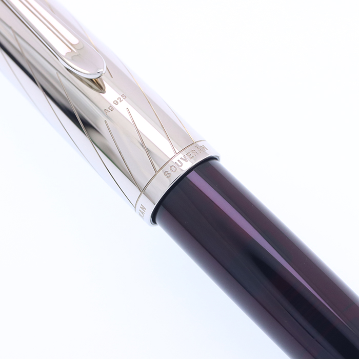 ぺリカンR625、シルバー