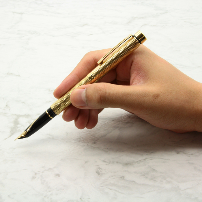SHEAFFER（シェーファー）タルガ ゴールド - Pen and message.