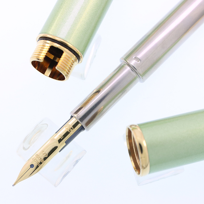 中古)PILOT パイロット 万年筆 2019年限定 キャップレス デシモ