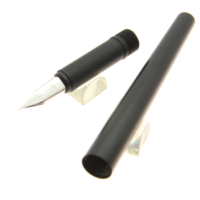 レア MONTBLANC 万年筆 ノブレス NO.1124 ブラッククローム 詳細ページ | 万年筆 ボールペンなど高級筆記具の販売・買取