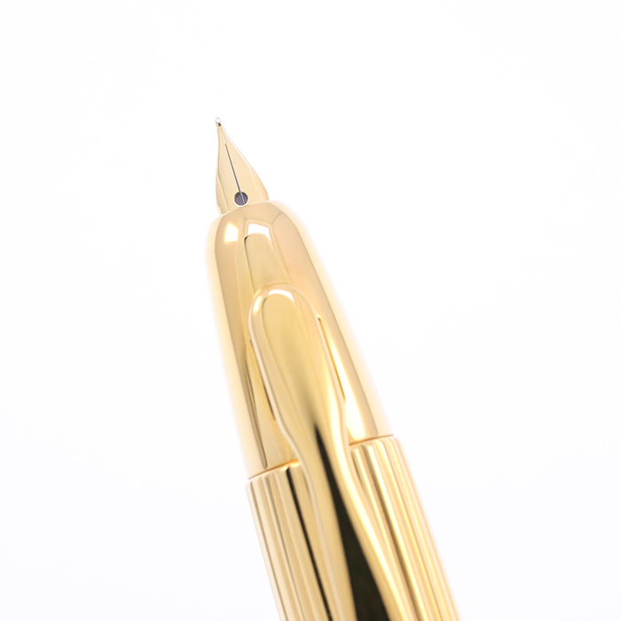 美品 PILOT キャップレス　伊東屋限定　ストライプ　ゴールド　細字 中古)PILOT パイロット 万年筆 伊東屋限定 キャップレス ストライプ