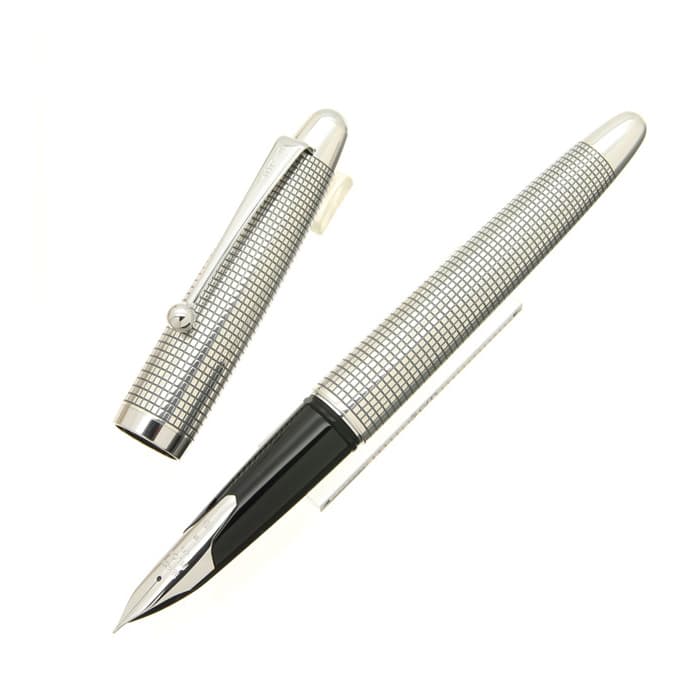 PILOT CUSTOM　万年筆 シルバーン　軸銀製　シルバー　ペン先K18 菊 新品)PILOT パイロット 万年筆 シルバーン 格子（商品ID