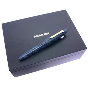 中古 Sailor セーラー 万年筆 長刀研ぎエボナイト 海波 中字 商品id 詳細ページ 万年筆 ボールペン など高級筆記具の販売 買取 キングダムノート 中古 Sailor セーラー 万年筆 長刀研ぎエボナイト 海波 中字 商品id 詳細ページ 万年筆 ボールペン など高級筆記具の販売 買取 キングダムノート