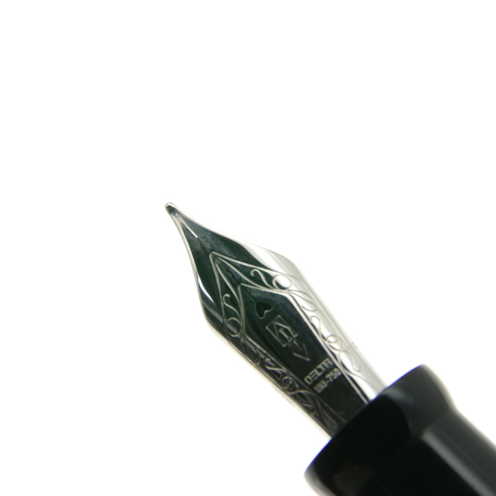 【未使用】DELTA ビンテージコレクションブラック 万年筆 ニブM 新品)LAMY ラミー 万年筆 サファリ スチールブラック 漢字ニブ