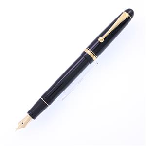 PILOT パイロット 万年筆 カスタム74 ブラック 極細字 メイン