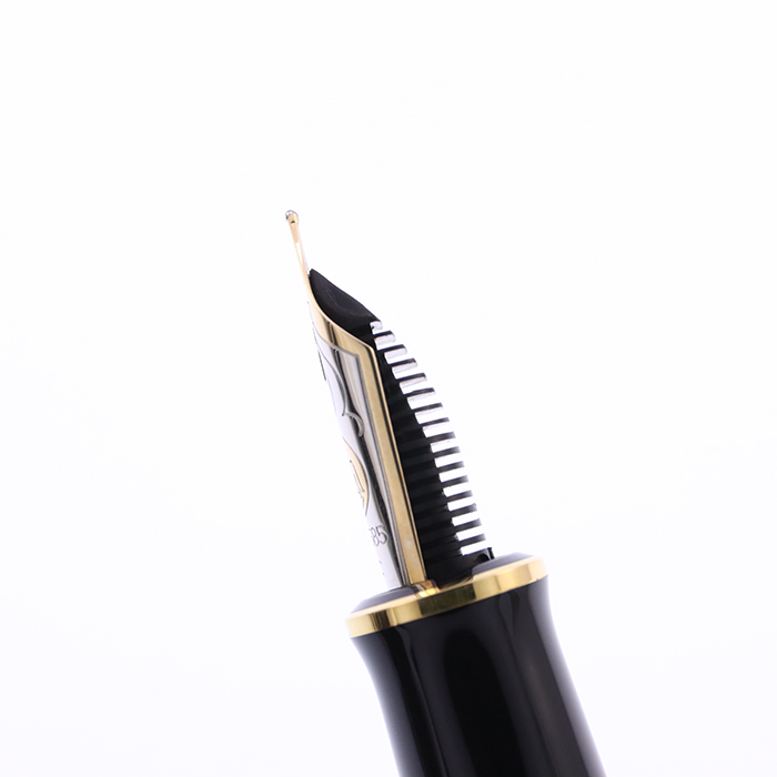 中古)Pelikan ペリカン 万年筆 スーベレーン M600 ルビーレッド EF
