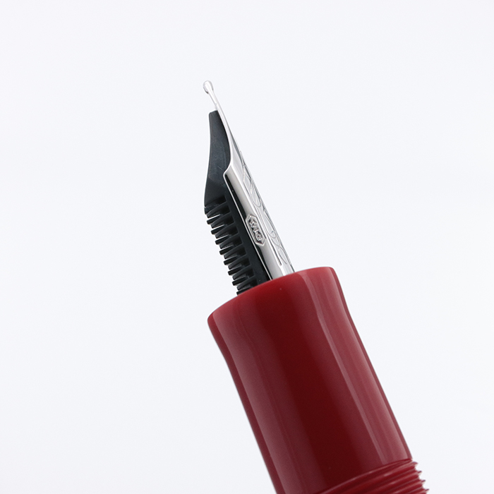 DELTA デルタ 万年筆 ヴィア ベネット レッド M DELTA デルタ 万年筆 ヴィア ベネット レッド M 文房具・事務用品