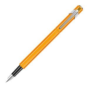 独特の上品 新品)CARAN d'ACHE カランダッシュ 万年筆 849 蛍光オレンジ（商品ID：2803863363767）詳細ページ | 万年筆  ボールペンなど高級筆記具の販売・買取｜キングダムノート 文房具・ステーショナリー