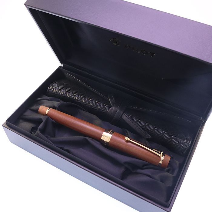 中古)PILOT パイロット 万年筆 カスタム 一位の木 中字（商品ID
