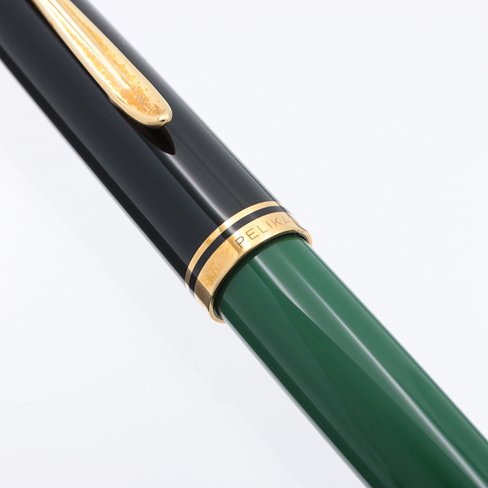 Pelikan 万年筆 緑色 スワンロゴ Pelikan 万年筆 緑色 スワンロゴ