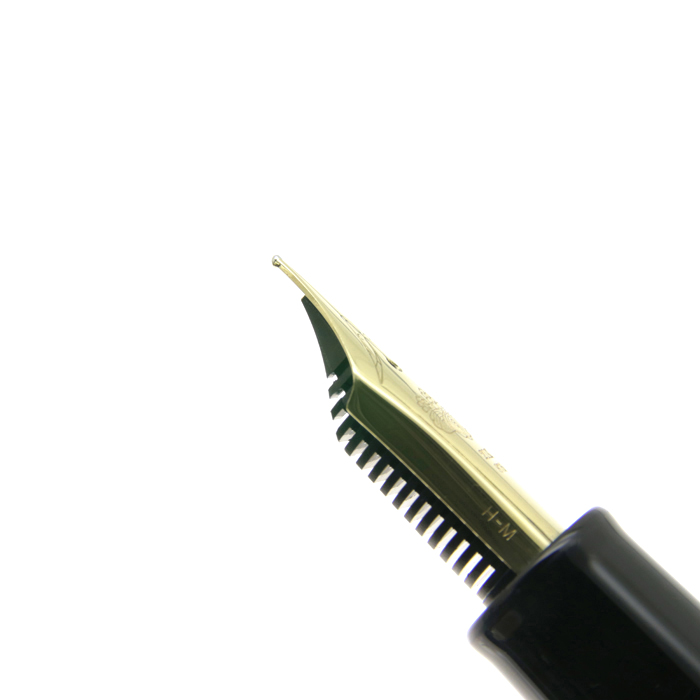 内閣総理大臣 加賀蒔絵 桜流れ 万年筆 SAILOR (セーラー) 万年筆 内閣総理大臣贈 特別慰労品 螺鈿蒔絵 桜流れ