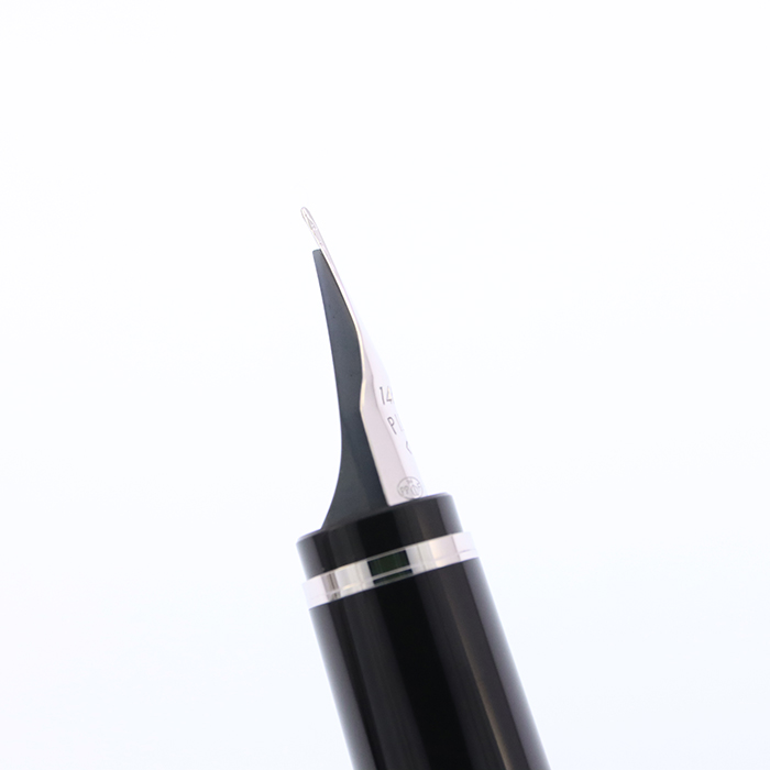 中古)PILOT パイロット 万年筆 エラボー ブラック 軟極細字 (樹脂軸