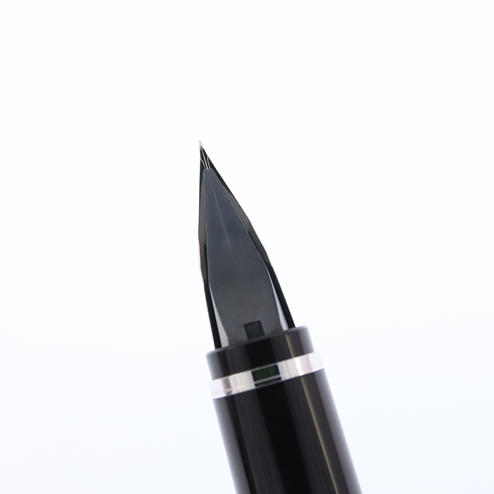 中古)PILOT パイロット 万年筆 エラボー ブラック 軟極細字 (樹脂軸
