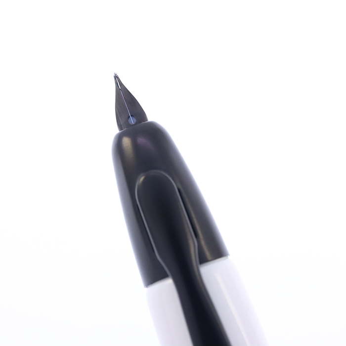 中古)PILOT パイロット 万年筆 キャップレス ブラック&ホワイト 細字