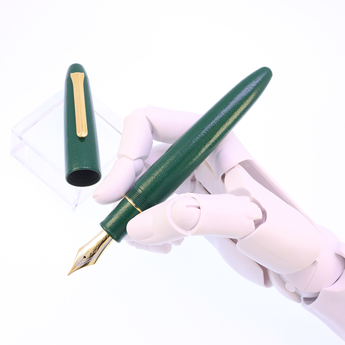 【当時物】戦前　MOORES NON LEAKABLE 万年筆　14KT 80s セーラー万年筆 木軸黒檀加賀高蒔絵 旧 SAILOR （中字） 18K 02393