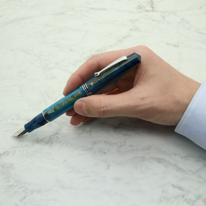 新品)Leonardo Officina Italiana レオナルド 万年筆 モーメントゼロ