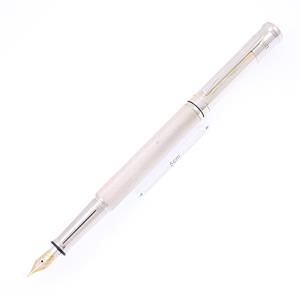 Otto Hutt Design04 万年筆 スターリングシルバー F 18ct Otto Hutt Design04 万年筆 スターリングシルバー F 18ct - メルカリ