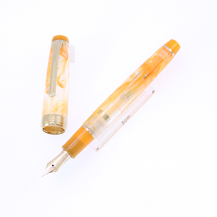 【新品未使用】セーラー万年筆 ヴェイリオオレンジ 21金 EF(極細字) 新品)SAILOR セーラー 万年筆 VEILIO ヴェイリオ パールオレンジ
