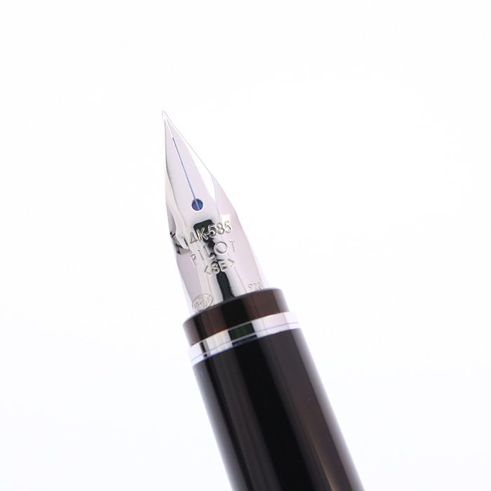 中古)PILOT パイロット 万年筆 エラボー レッド 軟極細字 (金属軸