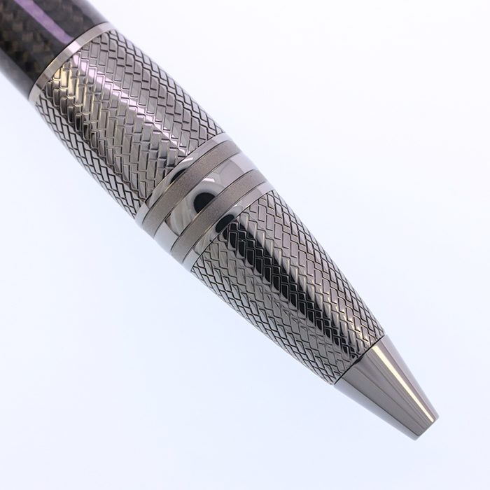 モンブラン スターウォーカー アルティメットカーボン 究極の素材を