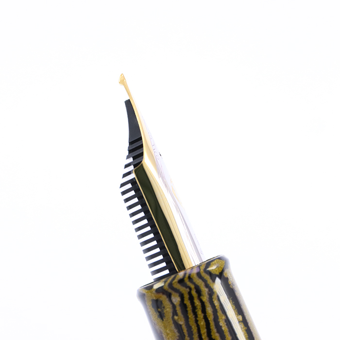 新品)SAILOR セーラー 万年筆 長刀研ぎエボナイト 猛虎（商品ID