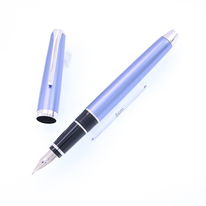 パイロット万年筆エラボーライトブルー(SB)