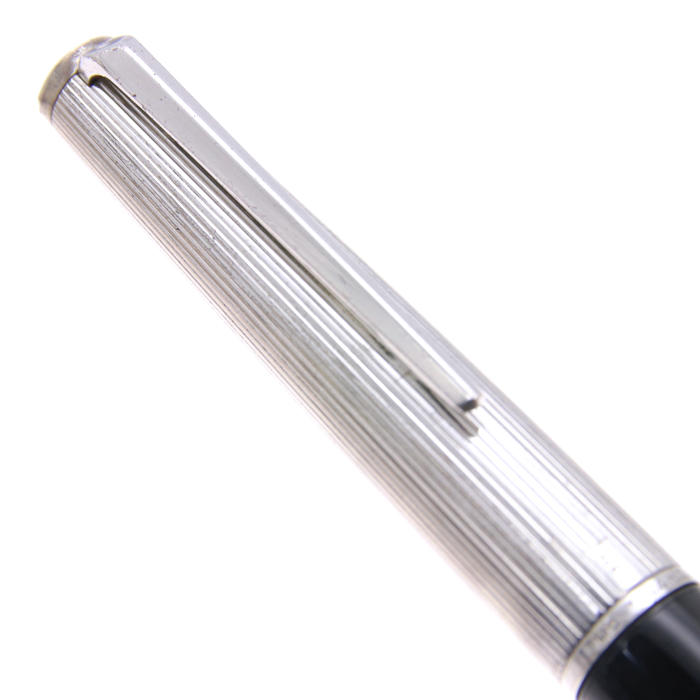 【希少‼️】MONTBLANC 126 万年筆 18K スターリングシルバー 詳細ページ | 万年筆 ボールペンなど高級筆記具の販売・買取