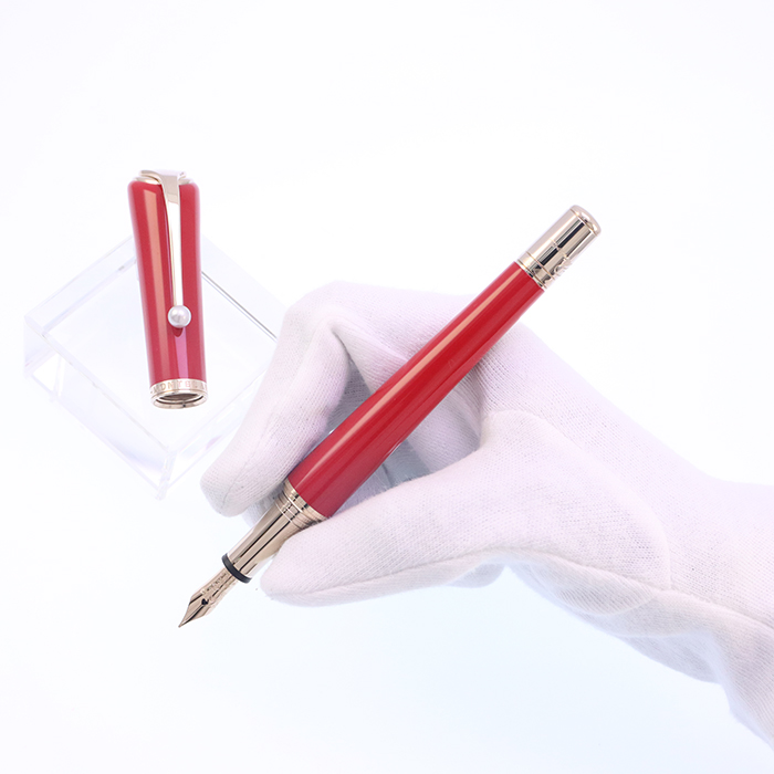 【新品未使用】MONTBLANC モンブラン マリリン・モンロー インク3本付き 詳細ページ | 万年筆 ボールペンなど高級筆記具の販売・買取