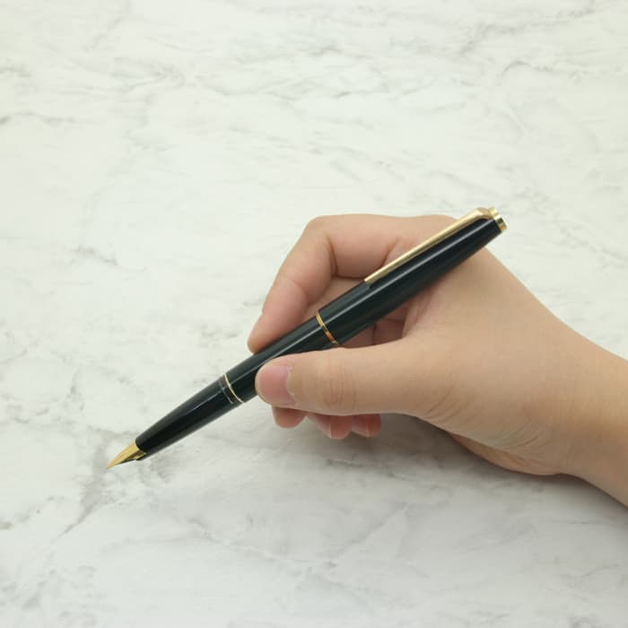 モンブラン 310F 万年筆 黒未使用品 詳細ページ | 万年筆 ボールペンなど高級筆記具の販売・買取