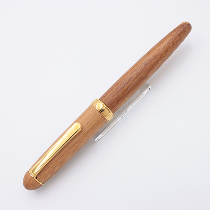 プラチナ　屋久杉 万年筆（中字・未使用品）定価77,000円 詳細ページ | 万年筆 ボールペンなど高級筆記具の販売・買取