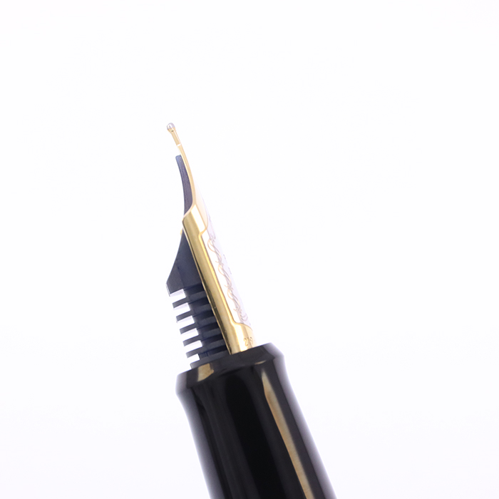中古)PILOT パイロット 万年筆 天皇即位記念 研出高蒔絵 鳳凰 中字
