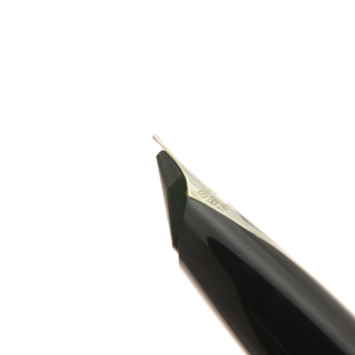 シェーファー レガシーヘリテージ 万年筆　ブラックラッカー　ペン先18K 委託)SHEAFFER シェーファー 万年筆 レガシー ヘリテージ ブラック