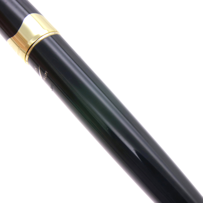 L381　プラチナ万年筆　P-300　ペン先18K 18金　細字 ブラック 筆記未確認　PLATINUM　ネーム刻印あり 詳細ページ | 万年筆 ボールペンなど高級筆記具の販売・買取