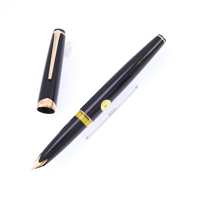 MONTBLANC モンブラン マイスターシュテュックF4810 14K 万年筆 モンブラン 万年筆 マイスターシュテュック No.14 ブラック