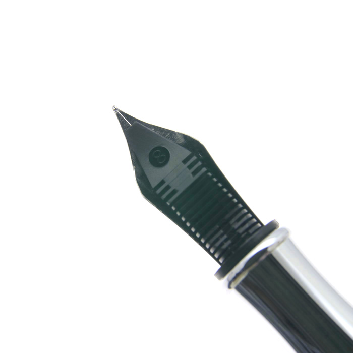 MONTEVERDE ブラック 万年筆 カーボンファイバー 詳細ページ | 万年筆 ボールペンなど高級筆記具の販売・買取