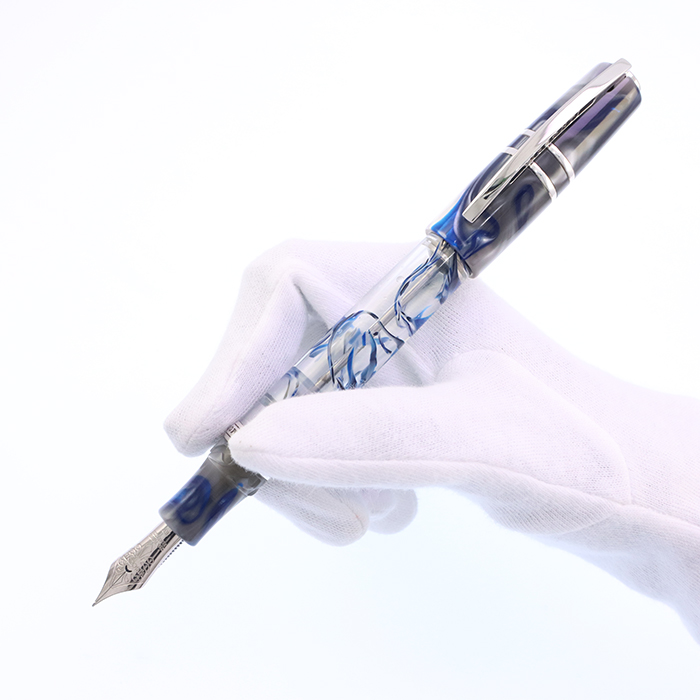 ビスコンティ万年筆アールヌーボー蜘蛛