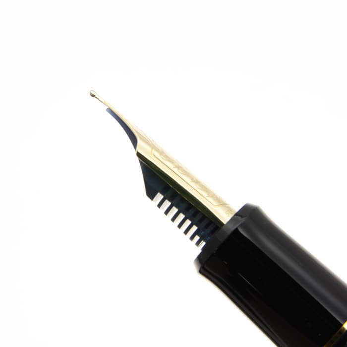 新品)PILOT パイロット 万年筆 カスタム823 透明ブラック（商品ID