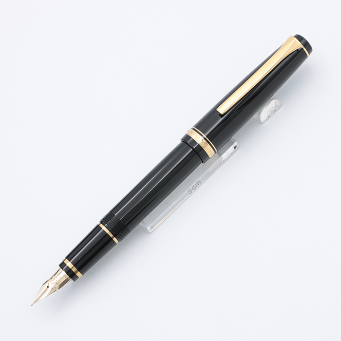PILOT 万年筆 エラボー SF 黒 美品 Amazon.co.jp: パイロット 万年筆 エラボー 細字・軟 ブラック