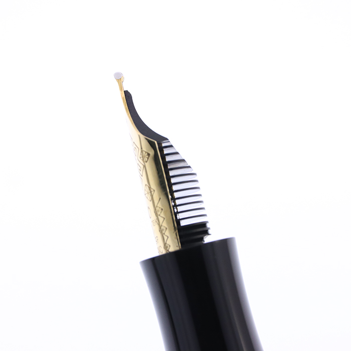 美品 モンブラン 作家シリーズ 1997年 ドストエフスキー ボールペン 即送 モンブラン 作家シリーズ1997 ドストエフスキー ボールペン GP×レジン